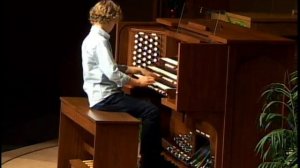 Michael Bennett performs the Toccata from Suite Gothique