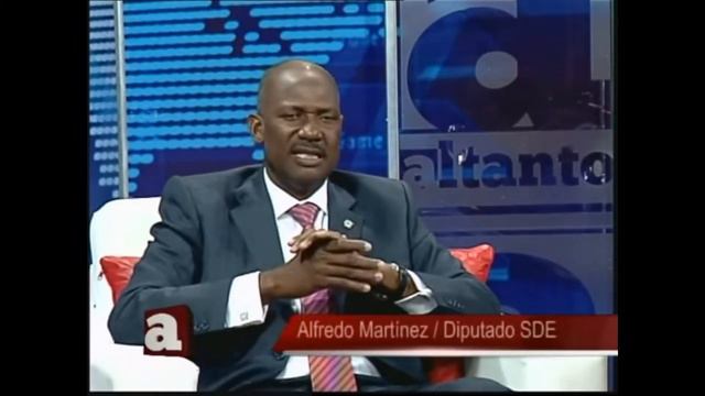Alfredo Martínez es entrevistado por Colombia Alcantara смотреть онлайн
