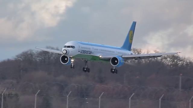 [HD] *RARE* Uzbekistan Boeing 757-200 landing at Geneva/GVA/LSGG смотреть онлайн