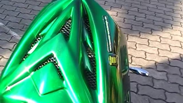 Suzuki GSX R 1000 K2 Streetfighter mit Kerberos Sonderlack. смотреть онлайн