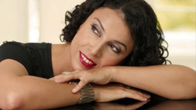 Paula Morelenbaum - Canto De Ossanha смотреть онлайн