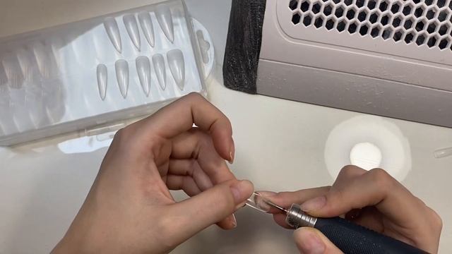 КАК Я ДЕЛАЮ САМА СЕБЕ МАНИКЮР/ наращиваю на гелевые типсы смотреть онлайн