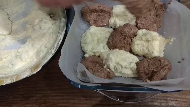 Творожная запеканка/ два в одном/ с сухофруктами. смотреть онлайн