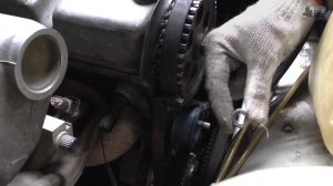 Сползает ремень ГРМ, жрет, съедает со стороны двигателя.