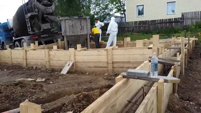 Залив фундамента.ООО "ДомСтрой-Л" смотреть онлайн