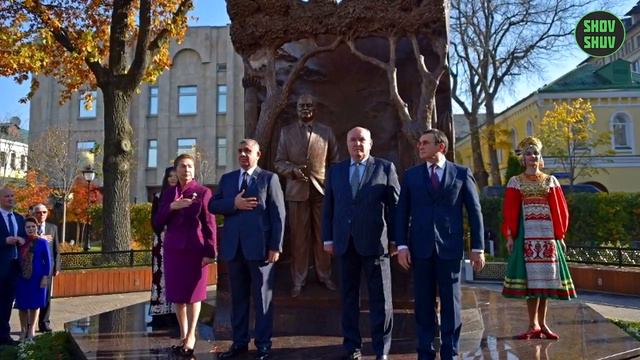 Москвада Каримов ҳайкали очилиш Маросими смотреть онлайн