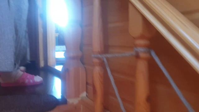 Сложный ДЕНЬ Родители ПРИЕХАЛИ в ГОСТИ Мама ЗАЛЕЗЛА на БАТУТ Отдых ПРОДОЛЖАЕТСЯ смотреть онлайн