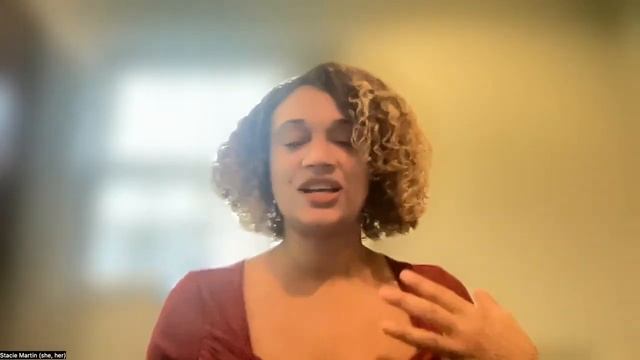 Stacie tells the story of Sparkle & Sass by Stacie смотреть онлайн