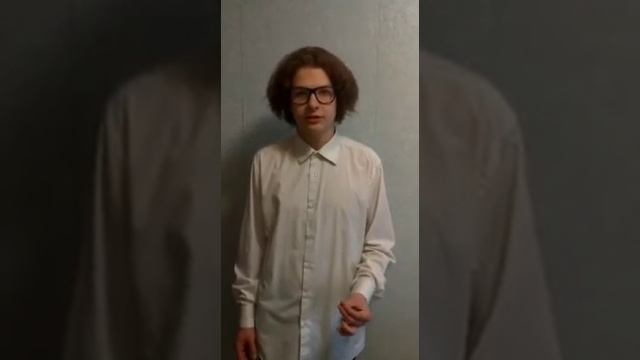 Стихотворение Степана Щипачева "Солдат", читает ученик 10 "А" класса Прохоров Иван. смотреть онлайн