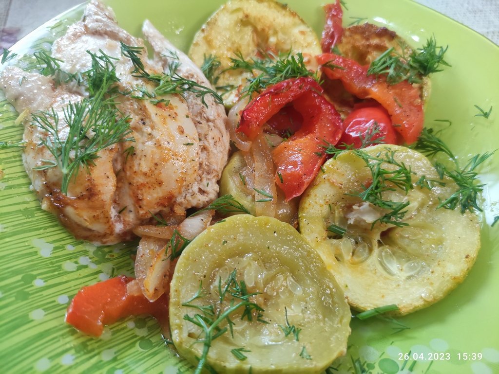 Курица в масле с овощами по Ильински. смотреть онлайн