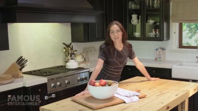 John Stamos | House Tour | Beverly Hills Post Office Villa & Hidden Hills Estate смотреть онлайн