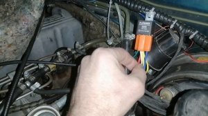 Дополнительное реле стартера.