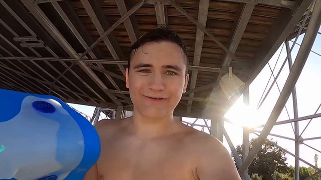 PARC AQUATIQUE O'GLISS PARK - Toboggans 100% FUN !!! смотреть онлайн