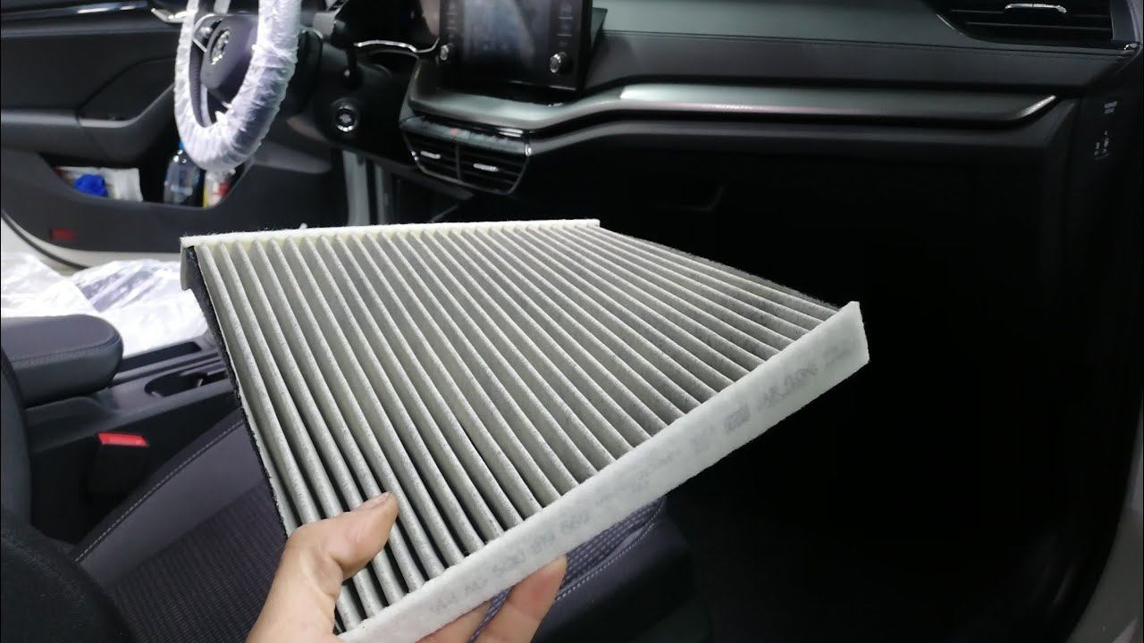 Skoda Octavia A8, Octavia IV (NX) замена салонного фильтра