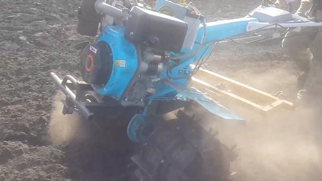 Попытка глубокорыхления. Мотоблок 135-ый дизель. смотреть онлайн