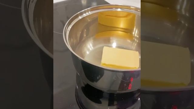 Жюльен с грибами, курицей и сыром в тесте рецепт смотреть онлайн