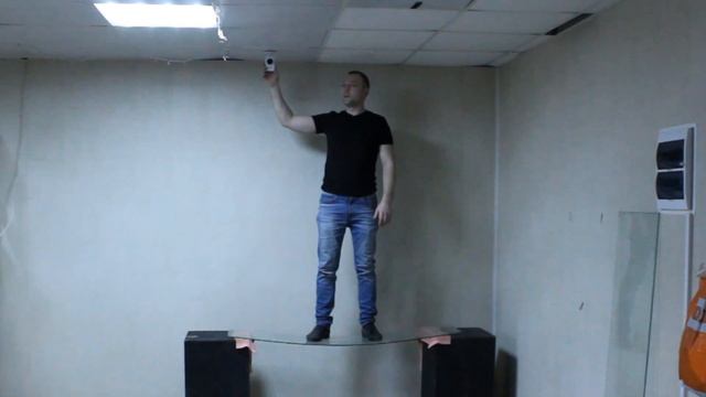 Стекло 6 мм испытание на прочность смотреть онлайн