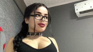 Чашмони сиёх ду абруи чу мохе дори#туена #туйёна #clips