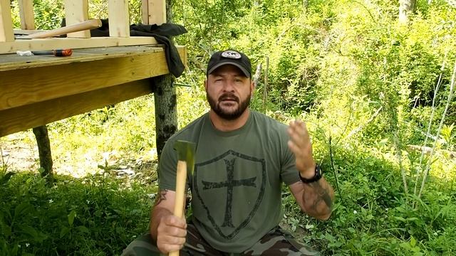 Corporals Corner Mid-Week Video: The Survivalist Hatchet by Hardcore Hammers смотреть онлайн