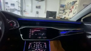 Audi A6 C8. Подсветка салона по штатному