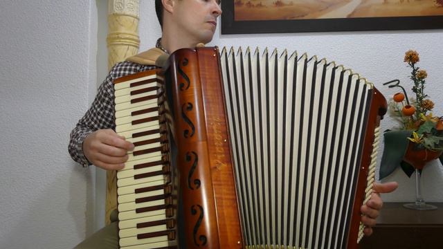 ACORDEON VICTORIA POETA A420VP 12 Diciembre 2023 смотреть онлайн