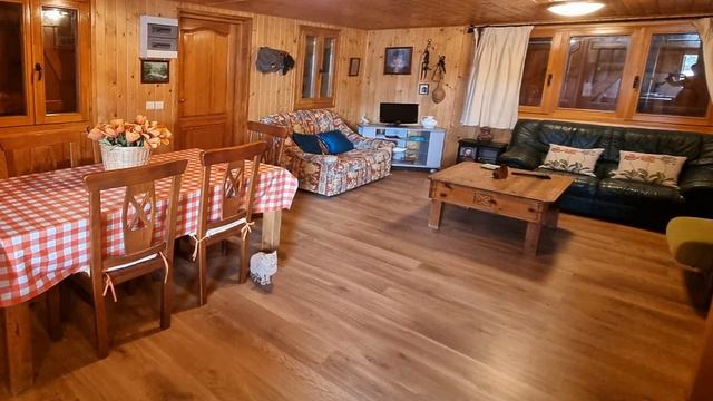3 Bedrooms Wooden House in San Martín de Tesorillo, Costa Del Sol FOR SALE €190,000 смотреть онлайн