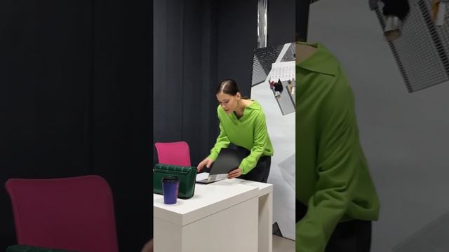 Как одеваться в офис весной смотреть онлайн