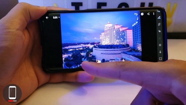 Edit RAW Photos on Your OnePlus 7 Pro with Lightroom смотреть онлайн