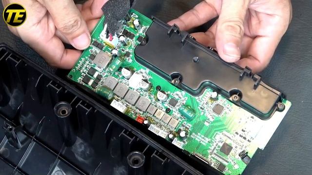 What's Inside Tronsmart Bang Max 130W Bluetooth Speaker смотреть онлайн