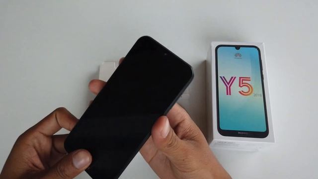 បើកប្រអប់ HUAWEI Y5 2019 | Unboxing HUAWEI Y5 2019 смотреть онлайн