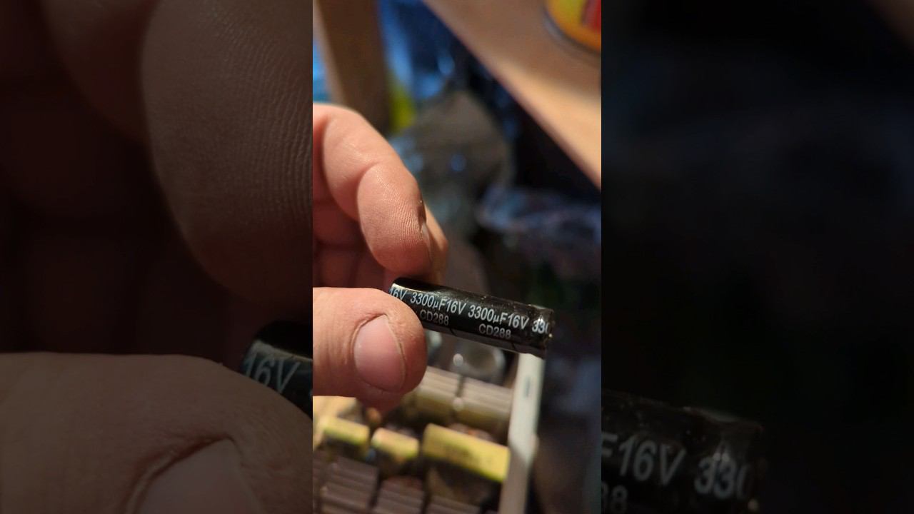 блок питания для RTX4090 и Rx7900xtx #shorts смотреть онлайн