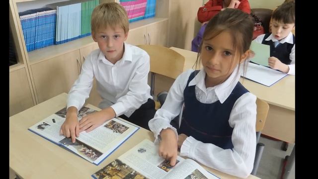 1Г класс школы 566 города Москвы- Ура!!! мы второклассники.(май 2012) смотреть онлайн
