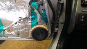 Установка динамиков, твитеров, укладка проводов Honda Civic 4d....