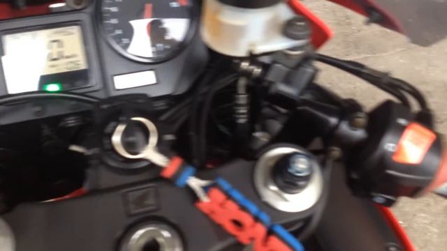 Honda CBR 929 RR walk around & sound BOS смотреть онлайн