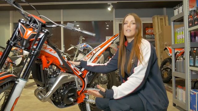 Он нарушает закон гравитации! Обзор триала Beta Trial EVO 250 MY2022