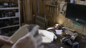 простая угловая полка ( иконостас) для икон