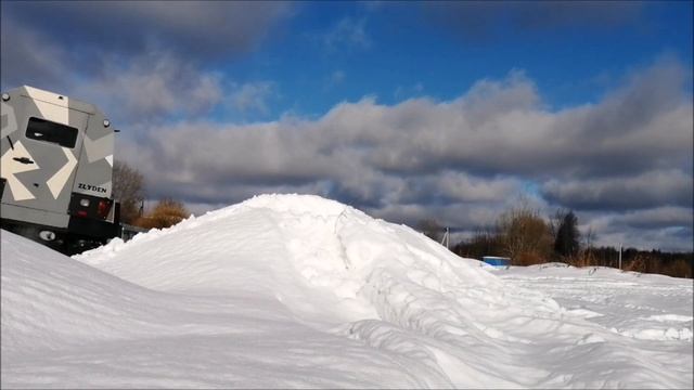 Спустил колёса до 0.1 Вездеход прёт, как бульдозер ! смотреть онлайн