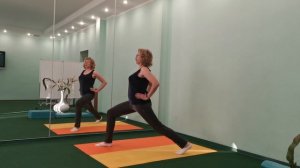 Упражнения при кифозе грудного отдела позвоночника. Комплекс № 1.