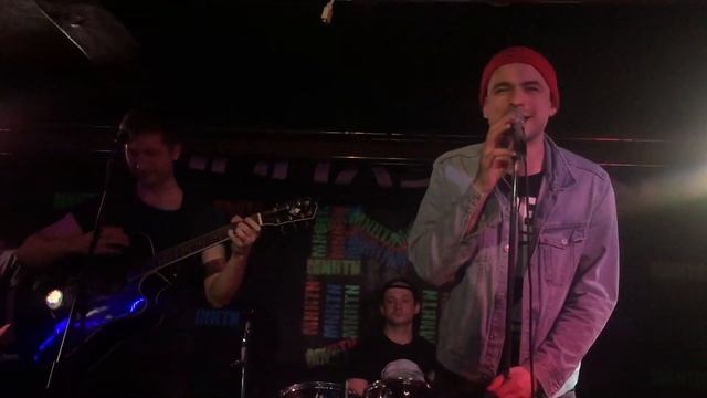 Девочка с розовыми волосами. Клуб Манхэттэн. 12.01.2020. Https://vk.com/fibonaci.music