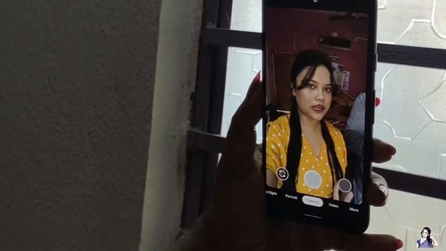 Google Pixel 4a Unboxing & First Look | Unboxing With Parrot | Crazy Camera | Mid-Range Price??? ||