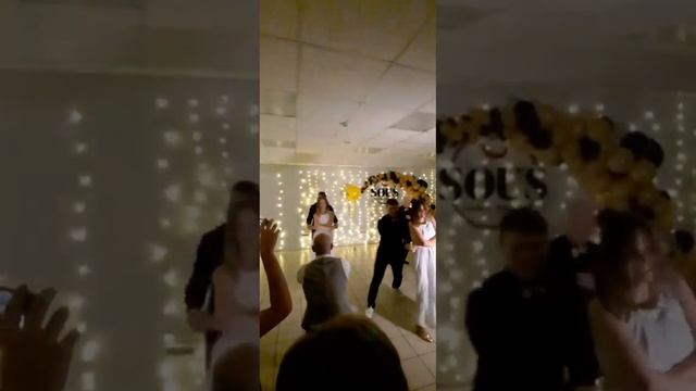 Новогоднее выступление. Бачата смотреть онлайн