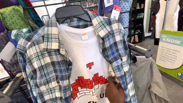 Thrifting Goodwill in LA for the First Time смотреть онлайн
