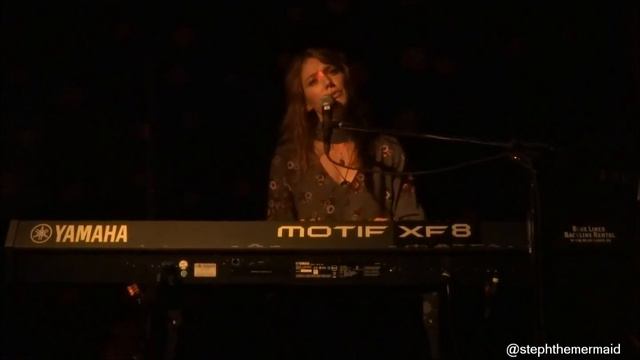 Alicia Witt - Face change - Horst, Frankfurt, 23.04.2017 смотреть онлайн