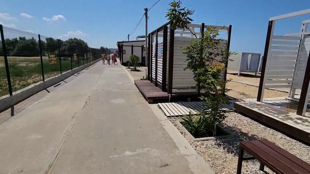 Песчаный пляж в Орловке забит!!! Севастополь июль - 2023, мост не мост людей полно! смотреть онлайн