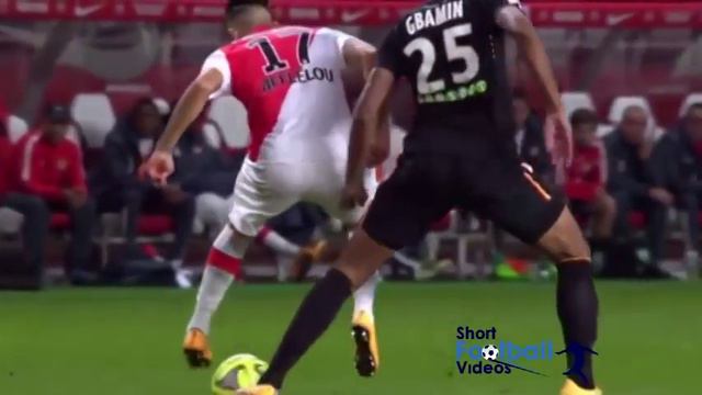 amazing dribble by Monaco player :Yannick Ferreira Carrasco смотреть онлайн
