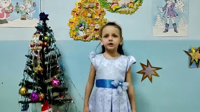 Никитина Наташа, 5 лет смотреть онлайн