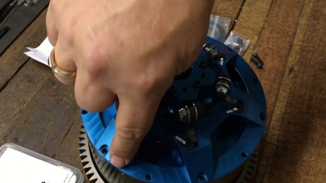 HOW THIS Suzuki Hayabusa Gen 2 Drag Racing Clutch by MTC Makes Launches and Holeshots Easy смотреть онлайн