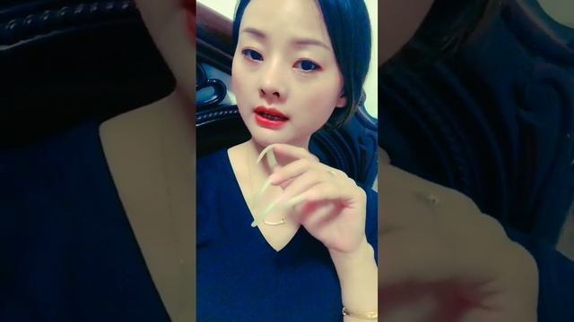 Красивая азиатка с длинными ногтями смотреть онлайн