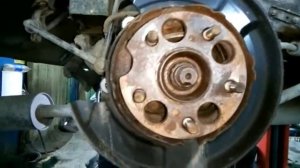 Замена задней ступицы  Lexus RX / Лексус RX2004-2008 г.в.