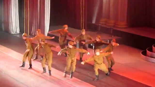Хореографический ансамбль "Барыня". "Бой" смотреть онлайн